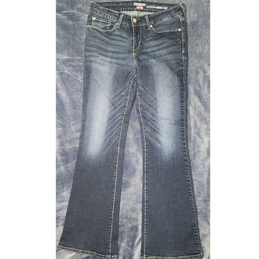 Levi's DENIZEN Ladie's boot cut skinny Jeans, 27" waist